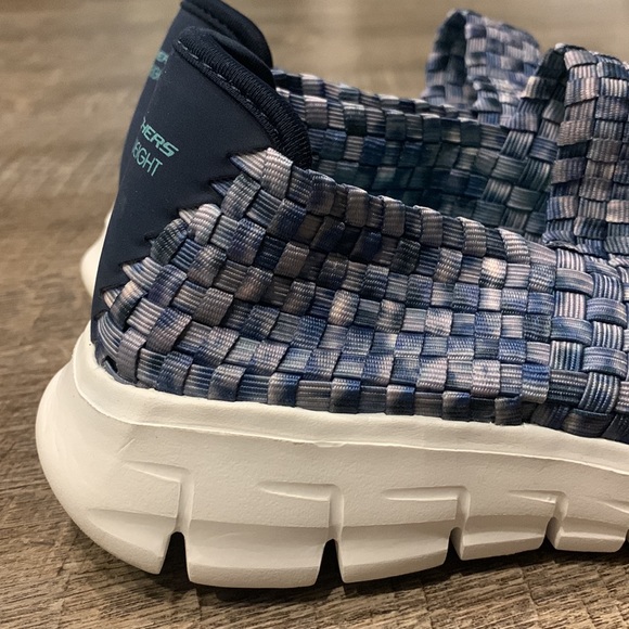 NWOT sketchers Woven Mary Janes Memory foam sneakers Slip on Shoe, Blue Sz 7.5 - Picture 5 of 9